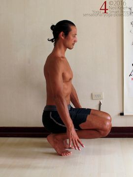improving balance while kneeling and balancing on the fronts of the feet 