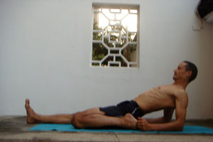 half hero yoga pose upright quad stretch