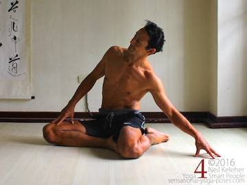 <#alt#> Neil Keleher. Sensational Yoga Poses.